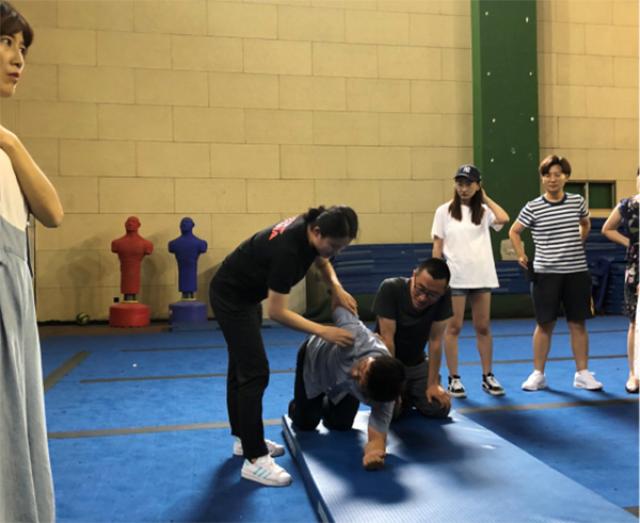 4-博彩网址
工会顺利举办健康系列活动20180711320.jpg